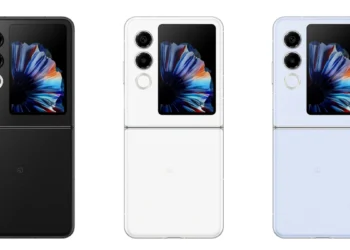 Nubia Flip3 Debuts with Dimensity 7400X & 4-Inch Cover Screen